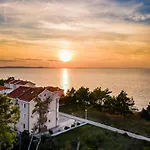 Lisa By Belmont Realty Villa Privlaka (Zadar)
