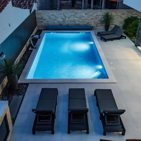 Lisa By Belmont Realty Privlaka (Zadar)