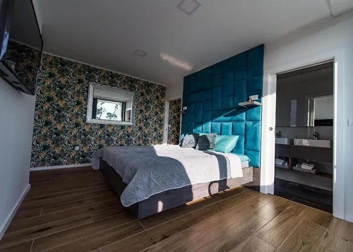 Lisa By Belmont Realty Villa *