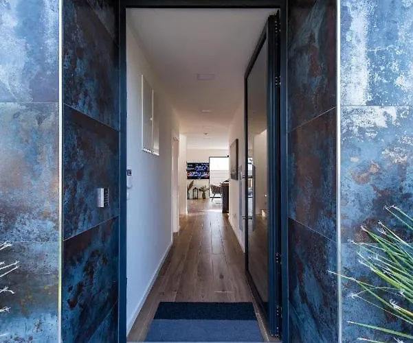 Villa Lisa By Belmont Realty